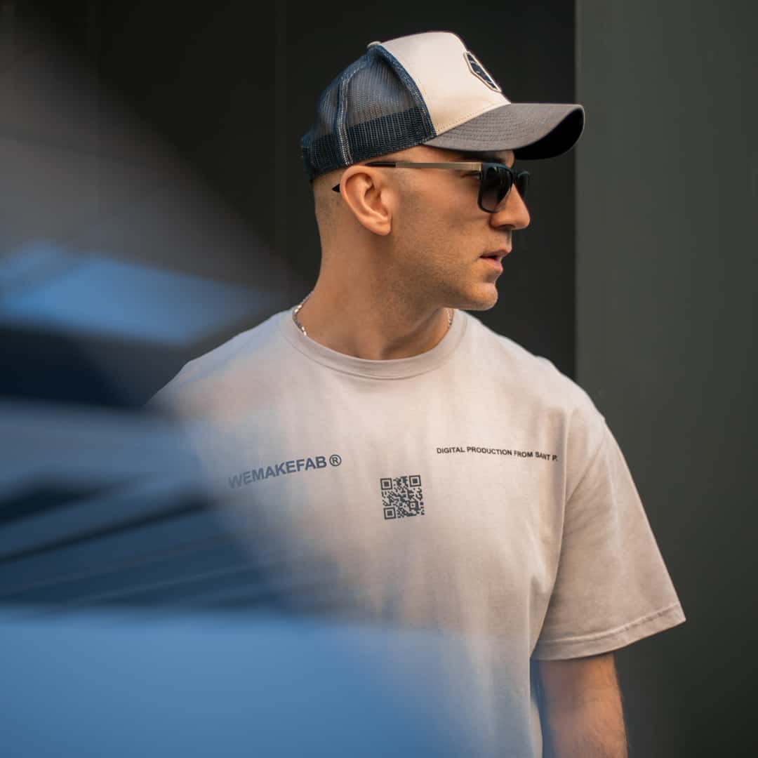 Футболка с котиком